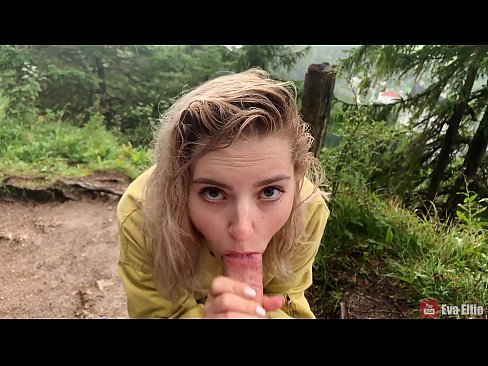 ❤️ Jente svelger cum etter en offentlig blowjob - Eva Elfi ❌ Jævla video hos oss ﹏